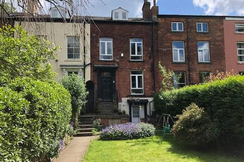 3 bedroom terraced house to rent, Cliff Road, Leeds