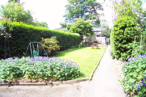 3 bedroom terraced house to rent, Cliff Road, Leeds