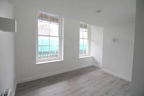 Studio to rent, St Annes House, Buckingham Place, Brighton, BN1 3QA