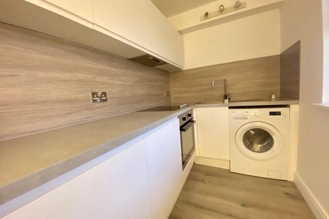 Studio to rent, Buckingham Place, St. Annes House, BN1