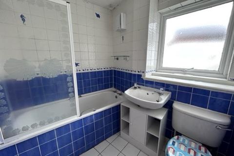 1 bedroom apartment to rent, Bridge Terrace, Alloa FK10