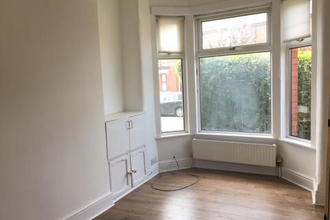 2 bedroom end of terrace house to rent, Ivygreen Road, Chorlton