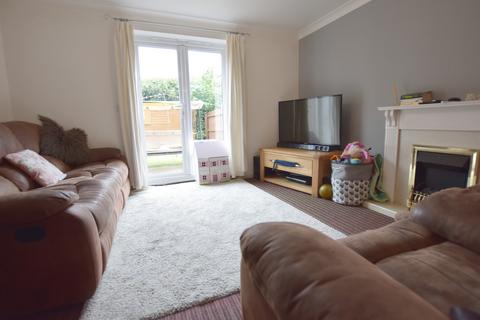 2 bedroom end of terrace house to rent, Hennessey Close, Chilwell, Beeston, Nottingham