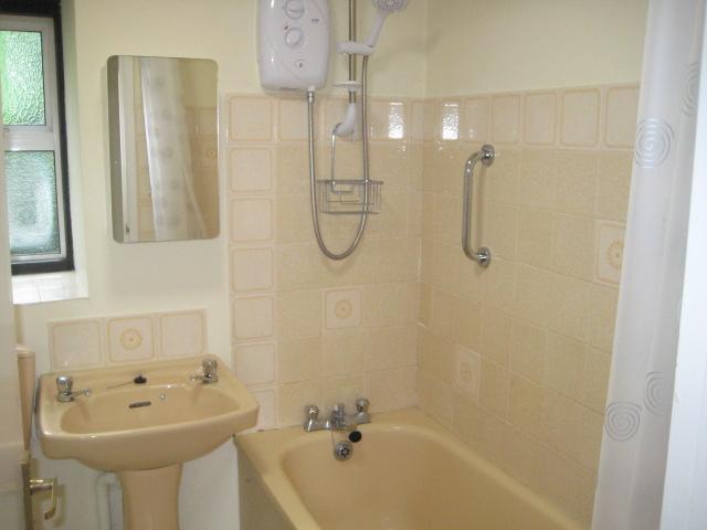 Bath / Shower Room