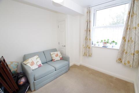 2 bedroom apartment for sale, Carlton Place Teignmouth TQ14 8FQ