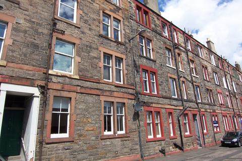 2 bedroom flat to rent, Hawthornvale, Edinburgh EH6