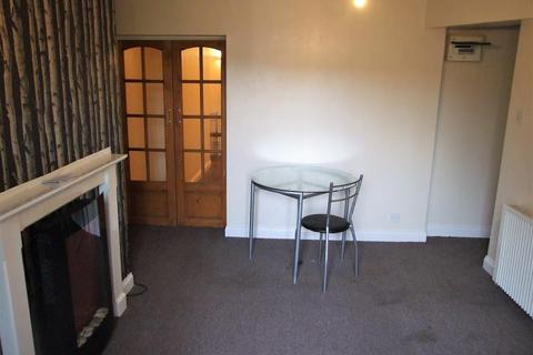 1 bedroom flat to rent - 49 Woodville Road, Flat D, Dewsbury , WF12 7BE
