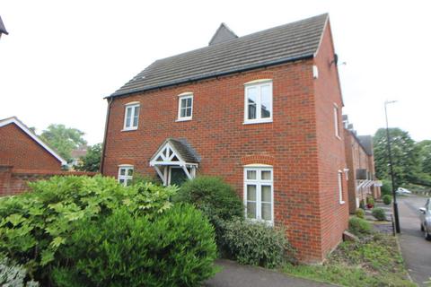 3 bedroom end of terrace house to rent, Brampton Field, Ditton, ME20