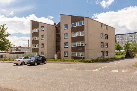 2 bedroom flat to rent, Calder Gardens, Sighthill, Edinburgh, EH11