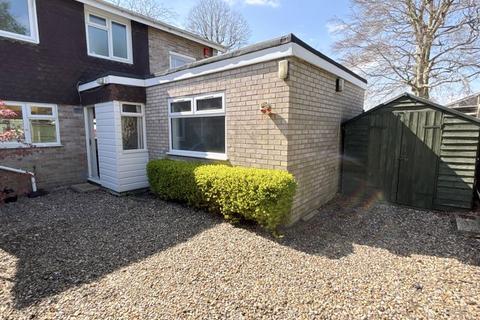 64 Ingleglen, Farnham Common, Slough, SL2 3QB
