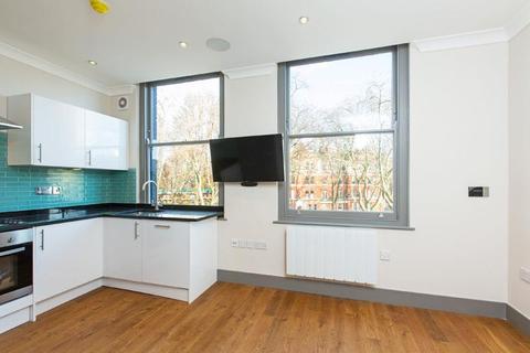 Studio to rent - West End Lane, West Hampstead, London NW6