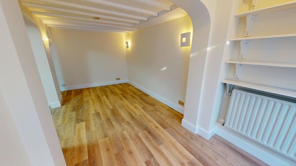 1050 12122025 105300