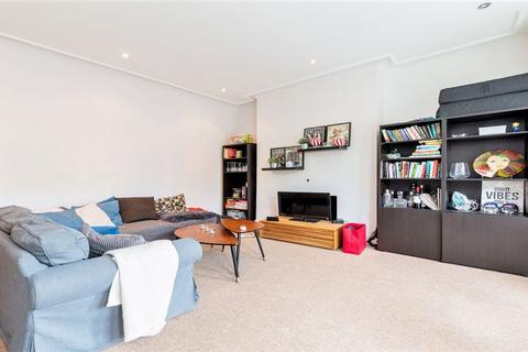 3 bedroom flat to rent, NW2