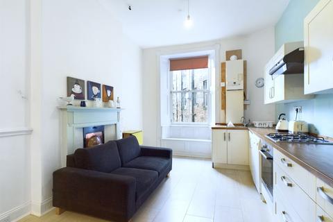 2 bedroom flat to rent, Marchmont Crescent, Marchmont, Edinburgh, EH9