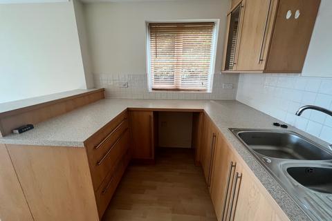 2 bedroom ground floor flat to rent, Waterfront Way, Walsall WS2