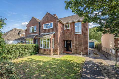 3 bedroom semi-detached house to rent, Begbroke,  Kidlington,  OX5