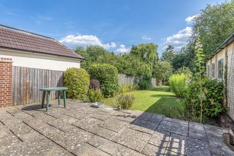 3 bedroom semi-detached house to rent, Begbroke,  Kidlington,  OX5