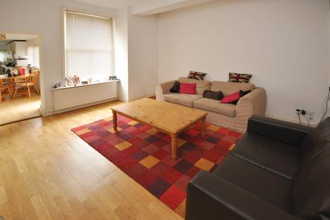 2 bedroom flat to rent, Dyne Road, Kilburn NW6