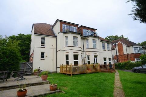 2 bedroom flat to rent, Portchester Road, Bournemouth BH8