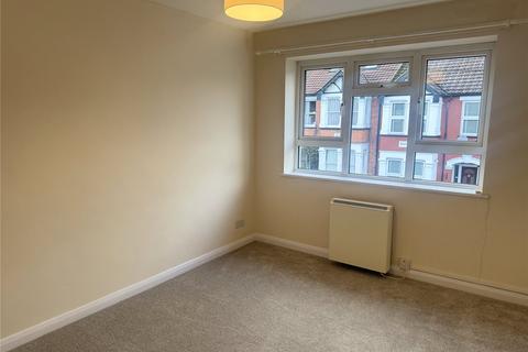 1 bedroom apartment for sale, Brickstock Furze, Abbots Close, Shenfield, Brentwood, CM15