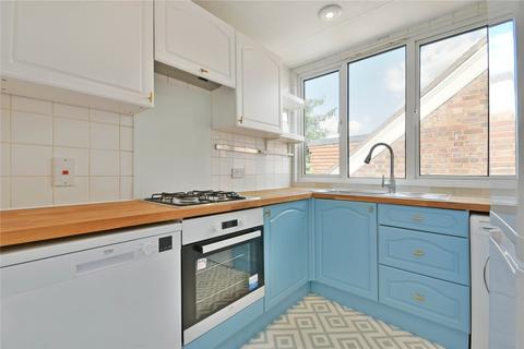 2 bedroom flat to rent, Chatsworth Road, Mapesbury, NW2