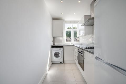 2 bedroom flat to rent, Drake House, London, E1