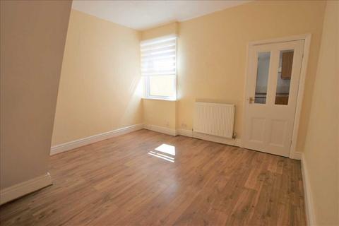 3 bedroom house to rent, Onslow Road, Layton