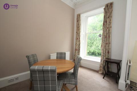4 bedroom flat to rent, Dean Park Crescent, Stockbridge, Edinburgh, EH4