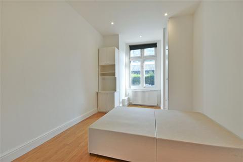 Studio to rent, Brondesbury Villas, Queens Park, NW6