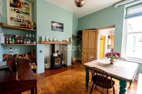 2 bedroom flat for sale - Effingham Road, St Andrews, BS6
