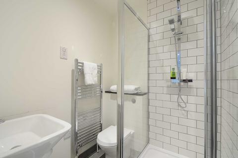 Studio to rent, Blackburn Road, West Hampstead, London, NW6