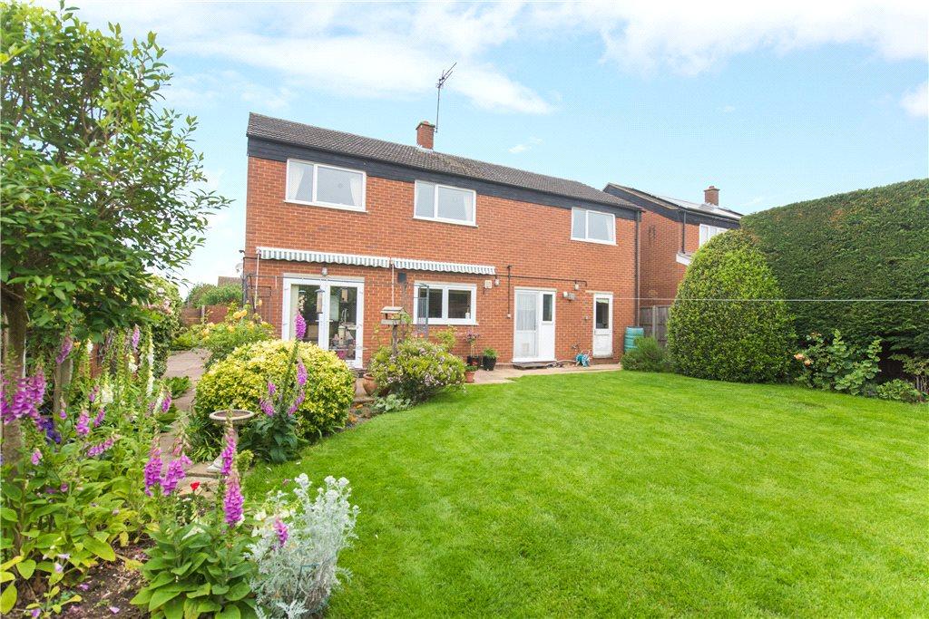 Huntsmans Way, Milton Ernest, Bedfordshire, MK44 4 bed detached house
