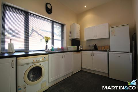 2 bedroom detached house to rent, Norfolk Road, Edgbaston, B15