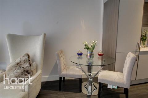 2 bedroom flat to rent, Amazing 2 bedroom furnished Aria Apartment