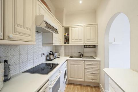undefined, Southwell Gardens, South Kensington, London, SW7