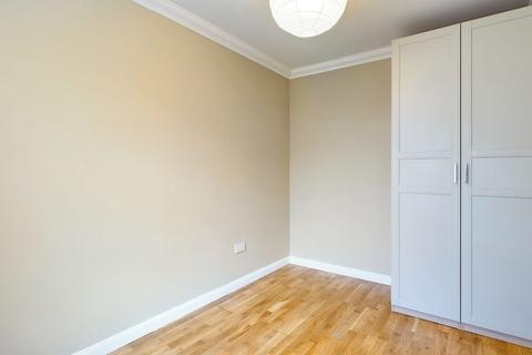2 bedroom flat to rent, Hutchison Loan, Edinburgh, EH14