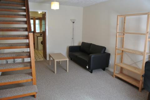 2 bedroom semi-detached house to rent - Westgate Close, Canterbury