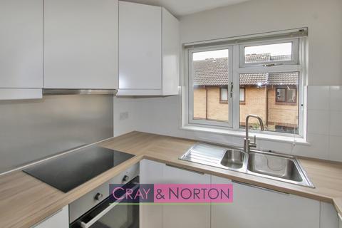 1 bedroom maisonette to rent, Goodhew Road, Croydon, CR0