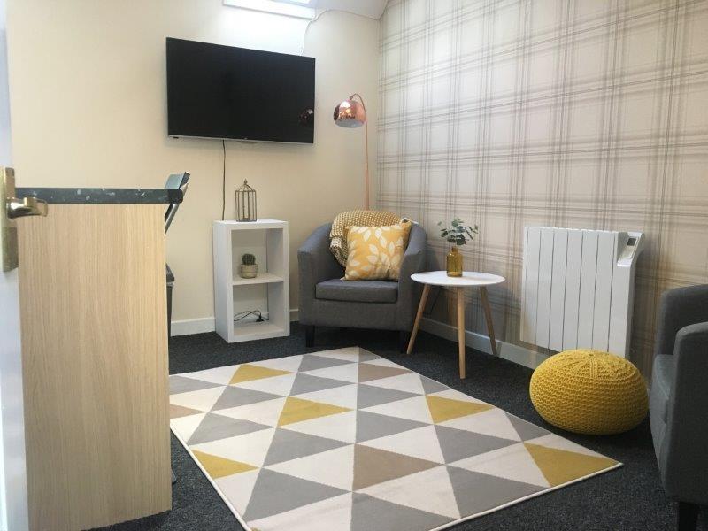 Flats 15, 102 Queen Street, Newton Stewart, DG8 6JW 10 bed block of