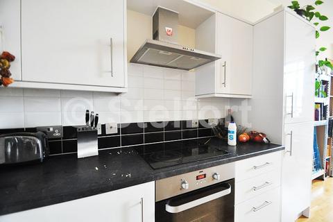 1 bedroom apartment to rent, Sussex Way, London, N7