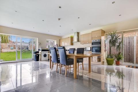 House share to rent, En-Suite Room, Roding Lane South, Redbridge, IG4