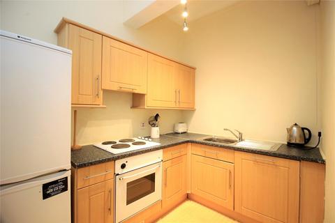3 bedroom apartment to rent, Caledonian Road, Edinburgh, Midlothian