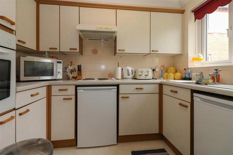 1 bedroom retirement property for sale - Montgomery Court, Coventry Road, Warwick