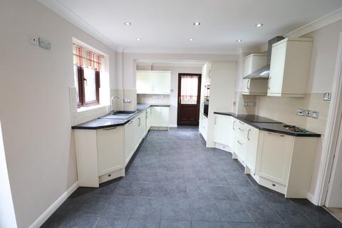 3 bedroom detached house to rent, Stanbrook Road, Solihull B90