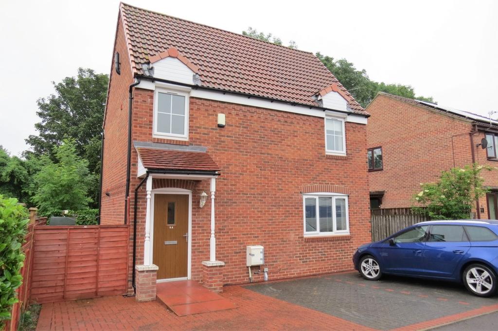 Cedarwood Glade, Stainton, TS8 3 bed house £595 pcm (£137 pw)
