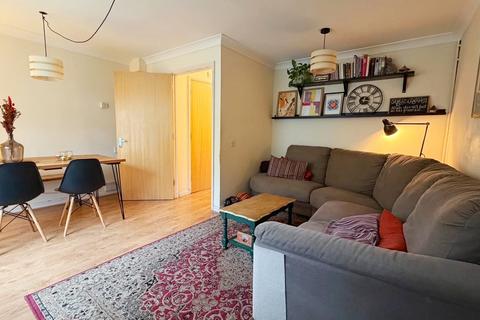 2 bedroom terraced house to rent, Daintry Way, Hackney Wick, E9
