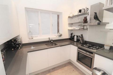 1 bedroom apartment to rent, 27 Canfield Gardens, London NW6