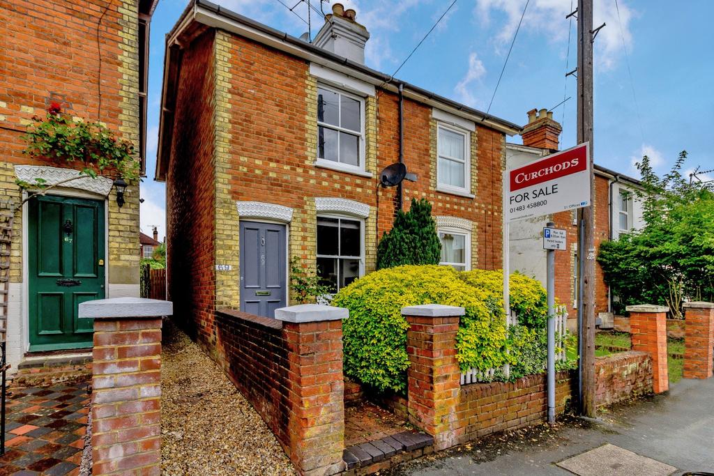 Denzil Road, Guildford, GU2 2 bed semidetached house £465,000