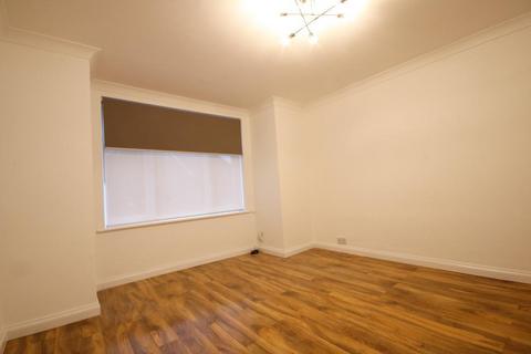 2 bedroom maisonette to rent, Edgware HA8