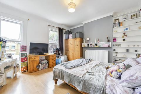 4 bedroom flat for sale - South Croxted Road, London SE21